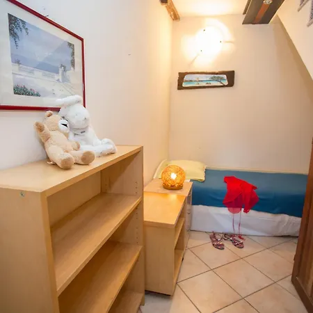 Loft 2 Pieces Vue Mer Dans Vieille Ville, Plages A Deux Pas - Fr-1-196-195 *