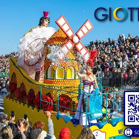 Loft 2 pièces vue mer dans vieille ville, plages à deux pas - FR-1-196-195 Appartement *