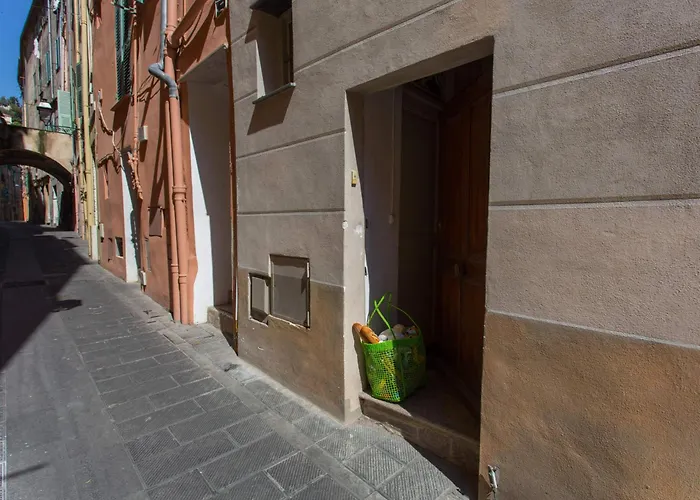 Apartment Loft 2 Pieces Vue Dans Vieille Ville, Plages A Deux Pas - Fr-1-196-195